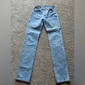 Wrangler Women's Cowboy Cut Slim Fit size 5 length 36in